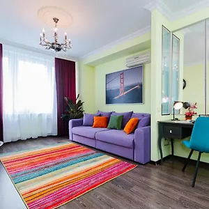 Lakshmi Novy Arbat 3 Bedroom Moscow